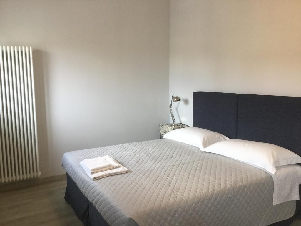 Dimora 16 Rooms & Garden プラート エクステリア 写真