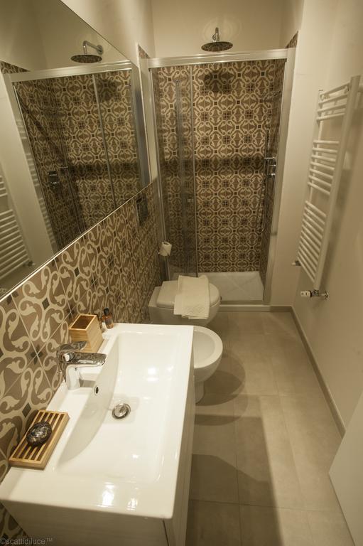 Dimora 16 Rooms & Garden プラート エクステリア 写真
